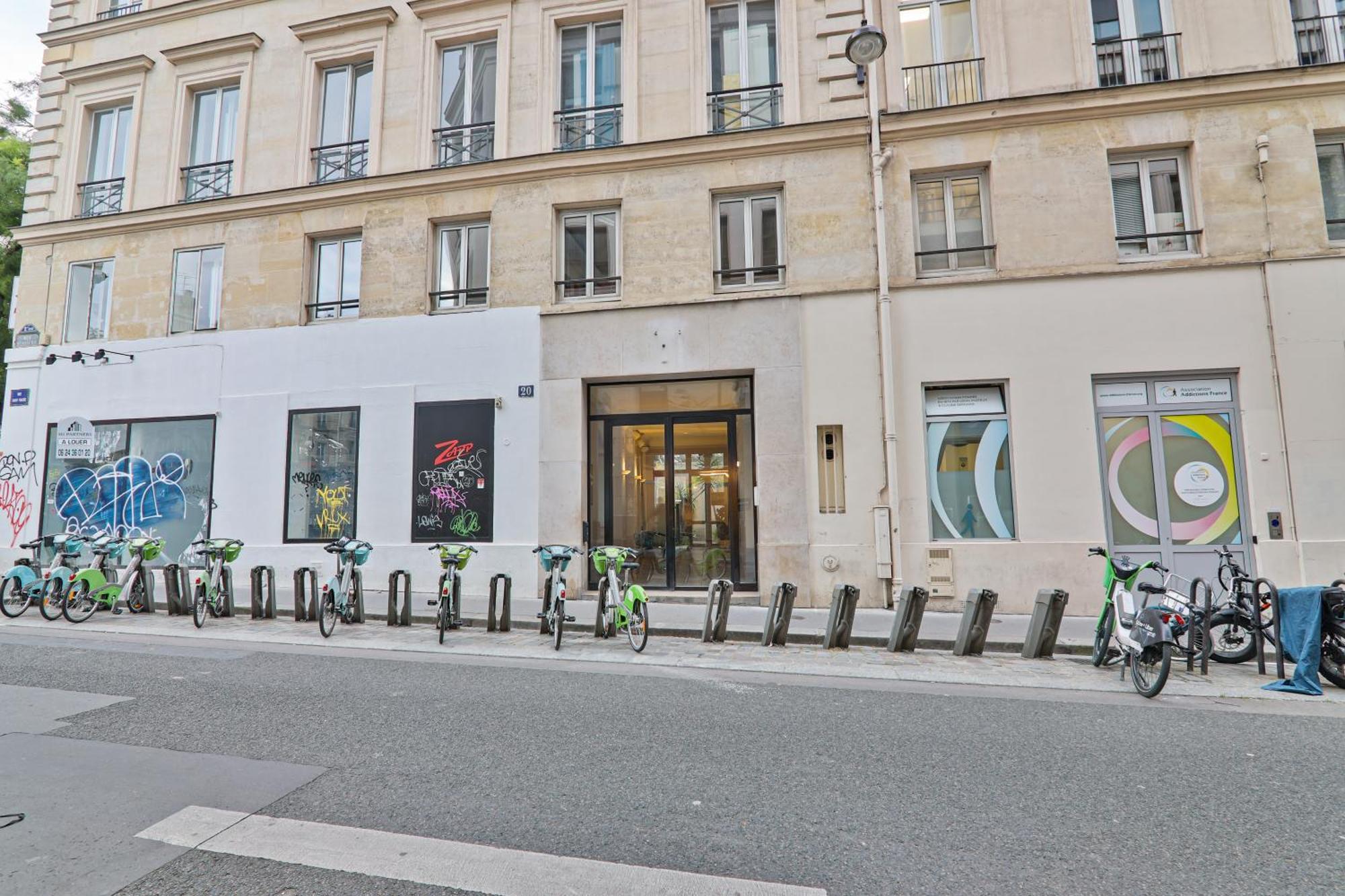 Charmant Studio Palais Royal Musee Du Louvre Paryż Zewnętrze zdjęcie